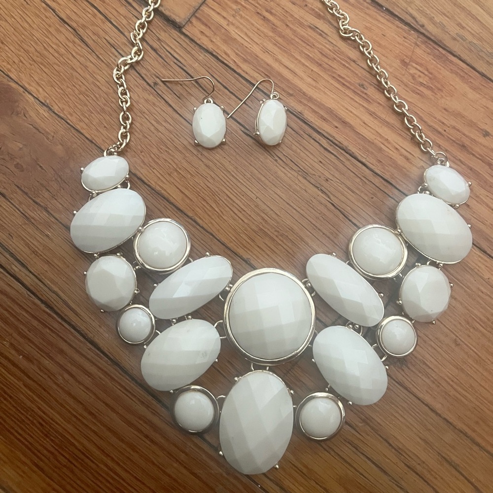 Elegant White Statement Necklace and Earring Set